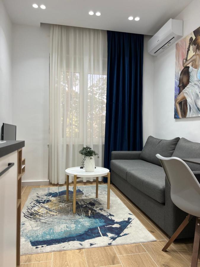 Luxury Apartament In Blloku In Front Of Taiwan Διαμέρισμα Τίρανα Εξωτερικό φωτογραφία