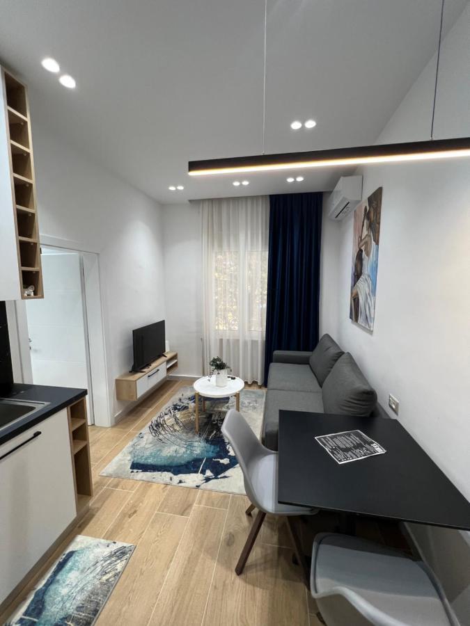 Luxury Apartament In Blloku In Front Of Taiwan Διαμέρισμα Τίρανα Εξωτερικό φωτογραφία